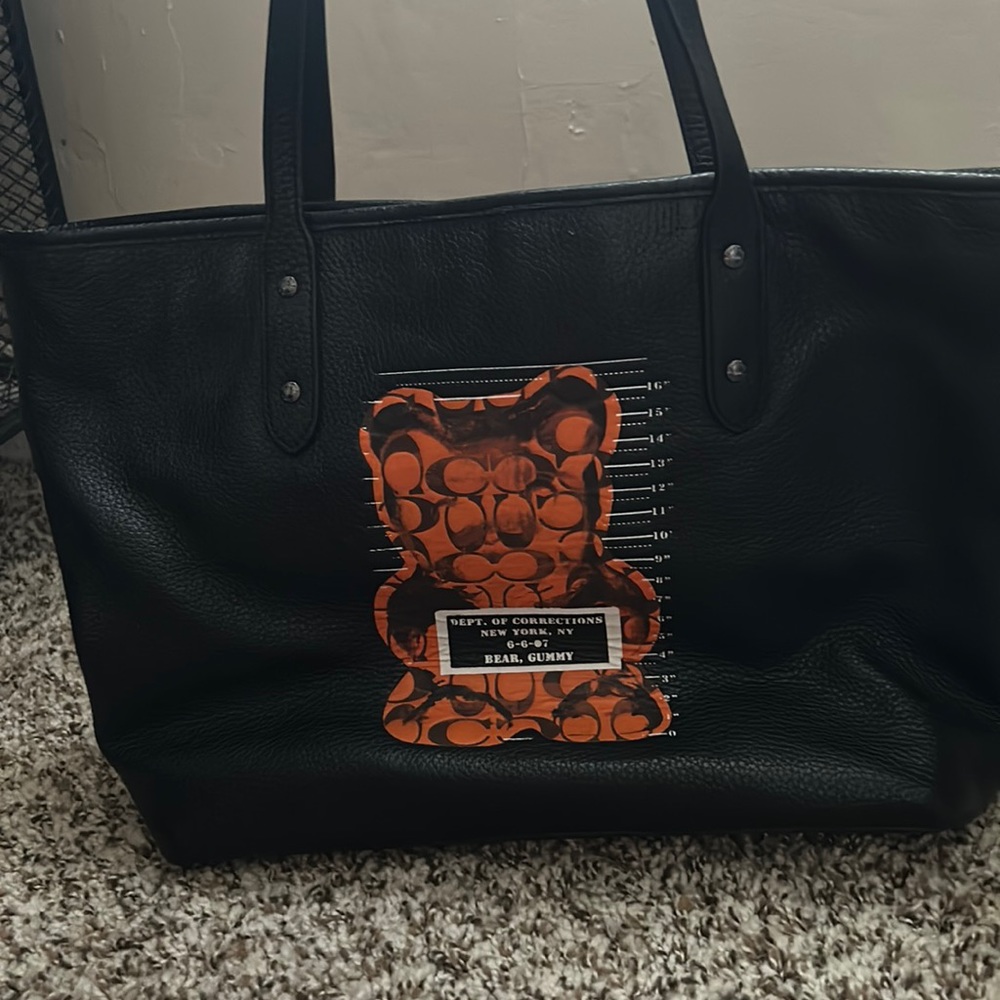 COACH WHISBE shoulder bag 🧡🐻